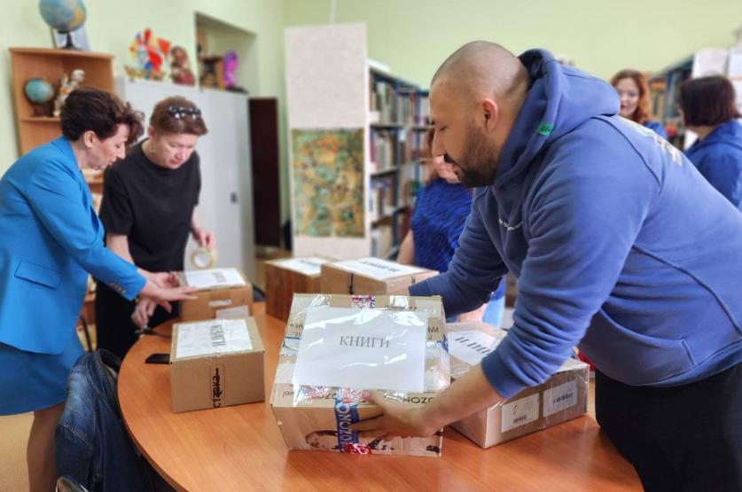 Библиотекари помогают