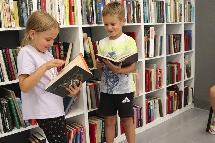 В библиотеку за знаниями