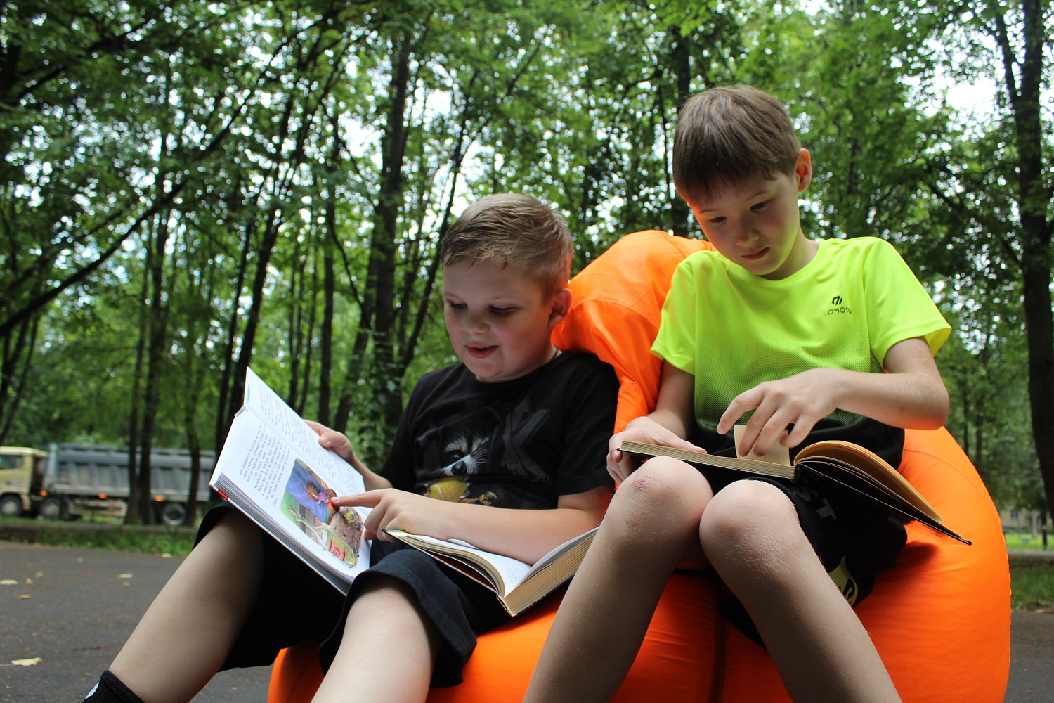 Библиотеки под открытым небом